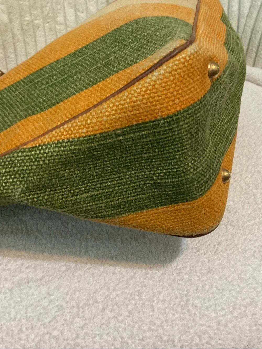 Gucci Bags - Picture 10 of 15